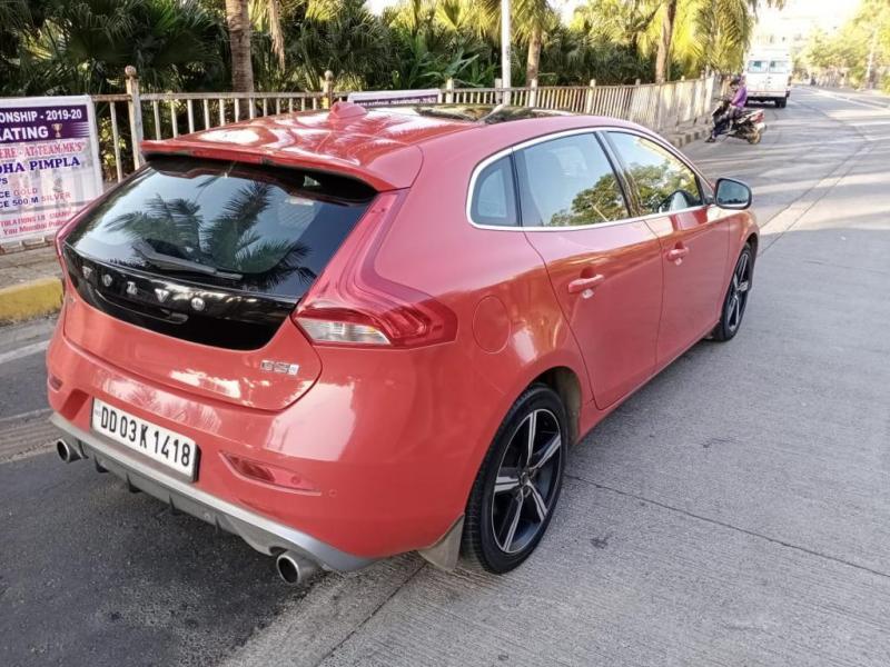 Volvo V40 D3 R-Design 2018