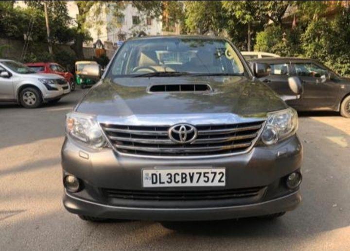 Toyota Fortuner 3.0 4X2 AT 2012