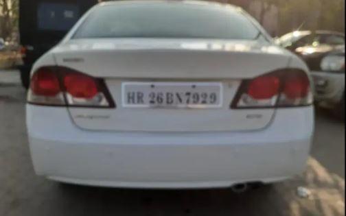 Honda Civic 1.8 V AT 2011