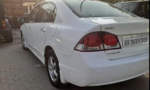 Honda Civic 1.8 V AT 2011