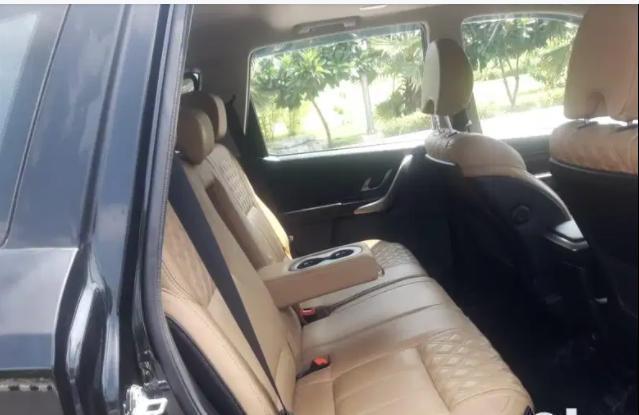 Mahindra XUV500 W11 AT 2018