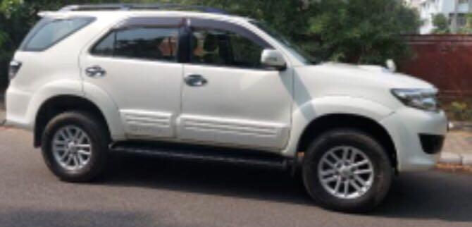 Toyota Fortuner 2.8 4x4 MT 2017