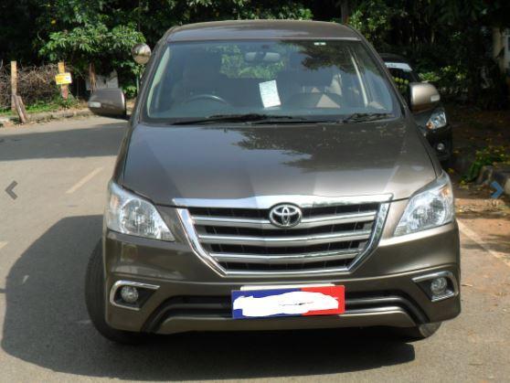 Toyota Innova 2.5 VX 8 STR BS IV 2016