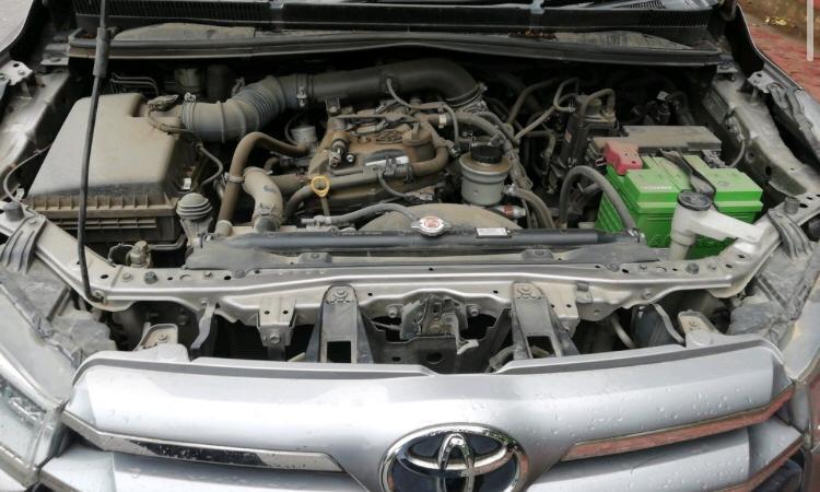 Toyota Innova Crysta 2.4 ZX 7 STR 2020