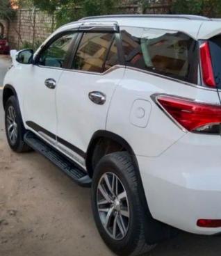 Toyota Fortuner 2.8 4x4 AT 2019