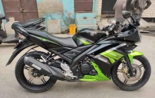 yamaha r15 old price