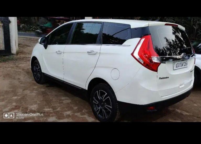 Mahindra Marazzo M8 7 STR 2018