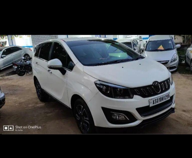 Mahindra Marazzo M8 7 STR 2018