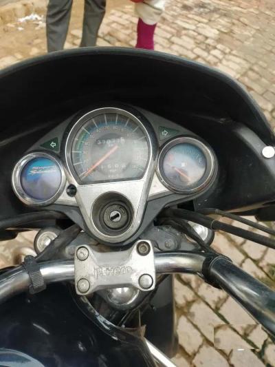 Hero Super Splendor 125cc 2015