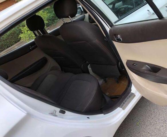 Hyundai i20 Sportz 1.2 2010