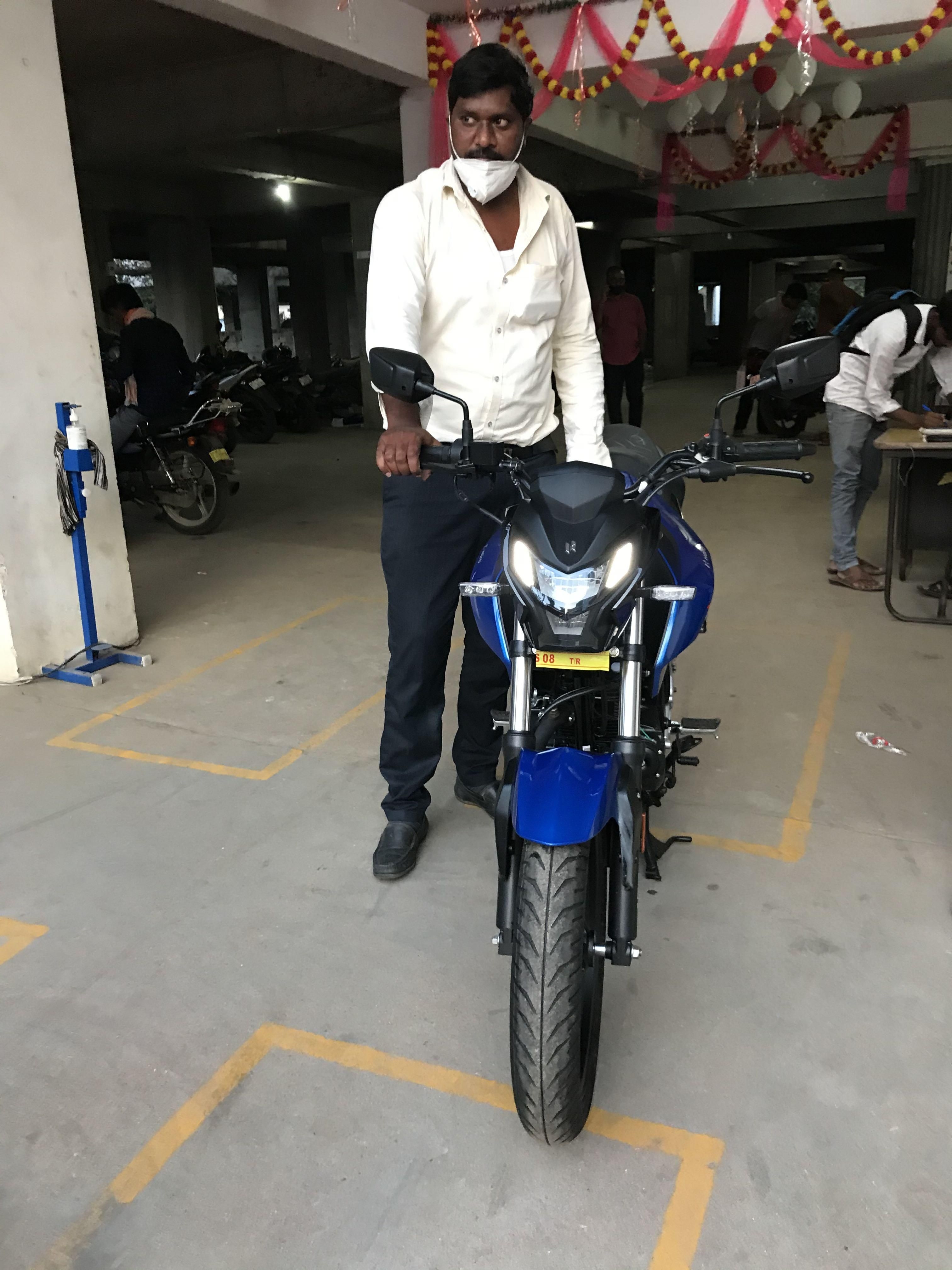 Hero Xtreme 160r Bike For Sale In Hyderabad Id Droom