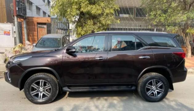 Toyota Fortuner 2.8 4x2 MT 2017