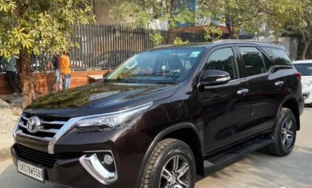 Toyota Fortuner 2.8 4x2 MT 2017