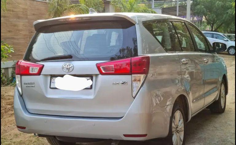 Toyota Innova Crysta 2.4 G Plus 7 STR 2019