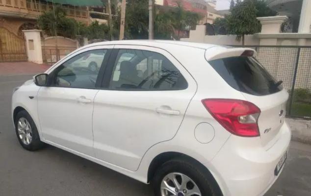 Ford Figo Titanium 1.2 Ti-VCT 2017