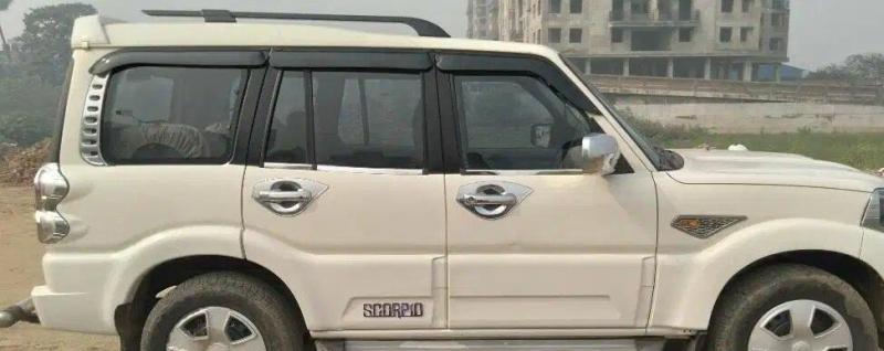 Mahindra Scorpio S4 Plus 4WD 2018