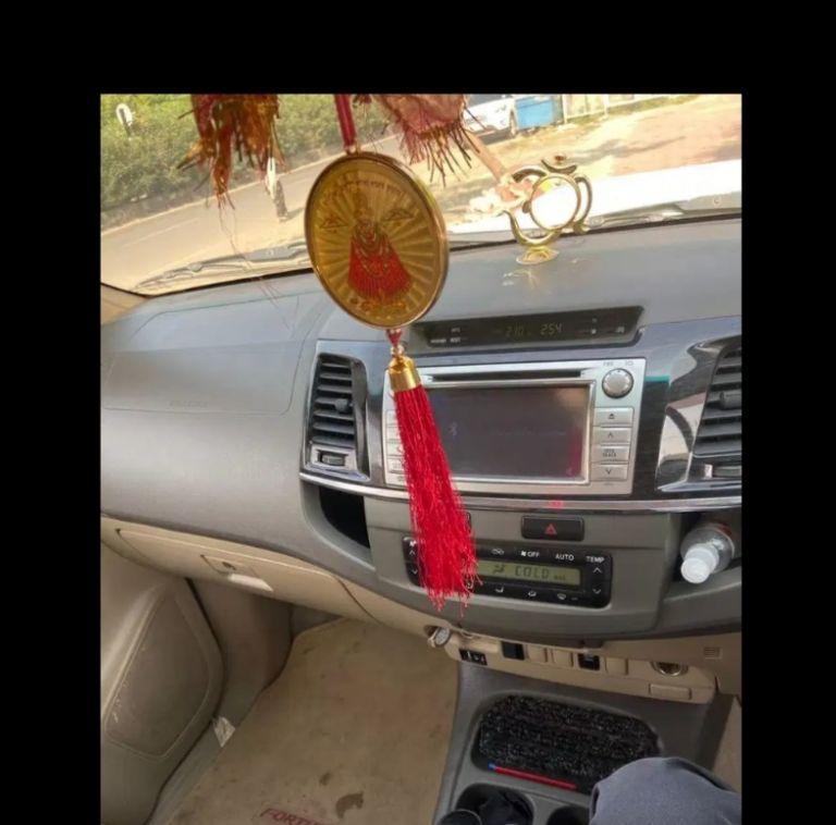 Toyota Fortuner 3.0 4X2 AT 2013