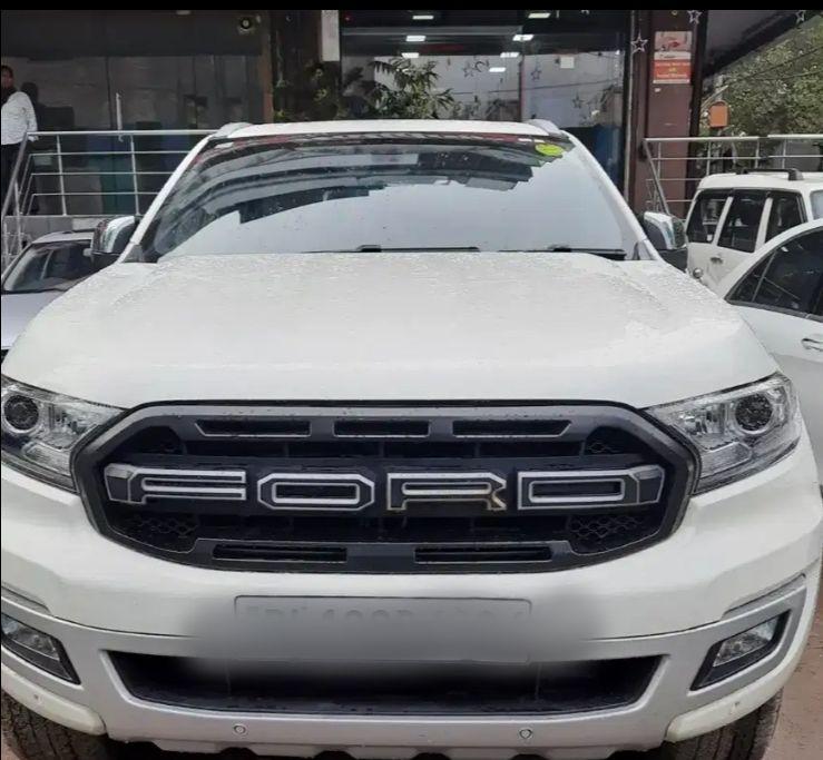 Ford Endeavour Titanium 2.2 4x2 AT 2017