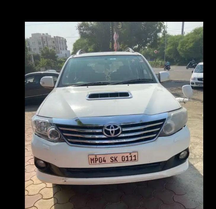 Toyota Fortuner 3.0 4X2 AT 2013