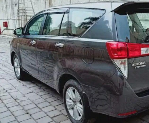 Toyota Innova Crysta 2.8 GX AT 7 STR 2016