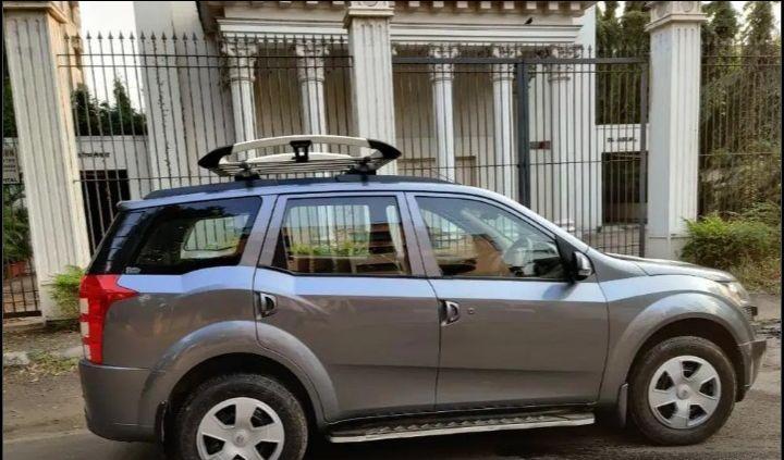 Mahindra XUV500 W4 2015