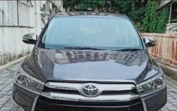 Toyota Innova Crysta 2.8 GX AT 7 STR 2016