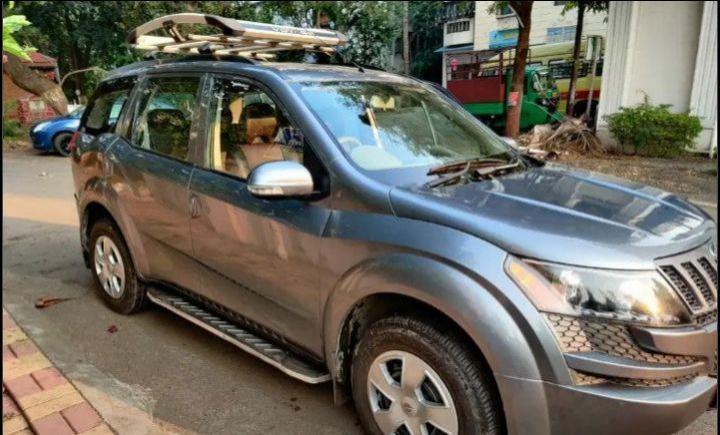 Mahindra XUV500 W4 2015