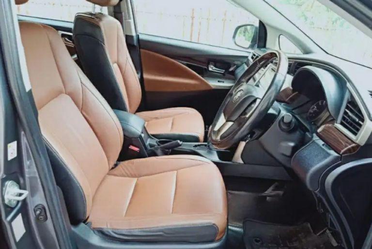 Toyota Innova Crysta 2.8 GX AT 7 STR 2016