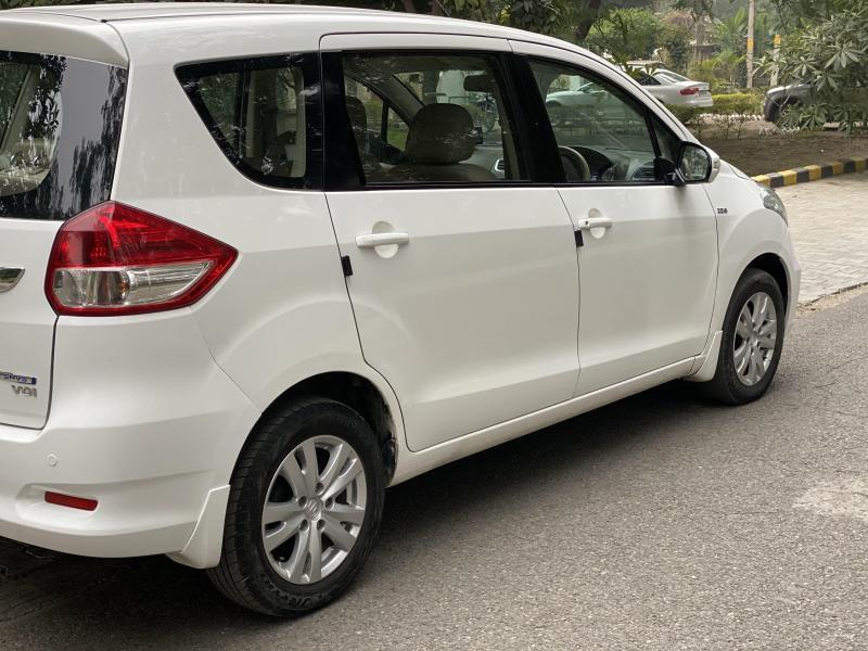 Maruti Suzuki Ertiga VDi 2015