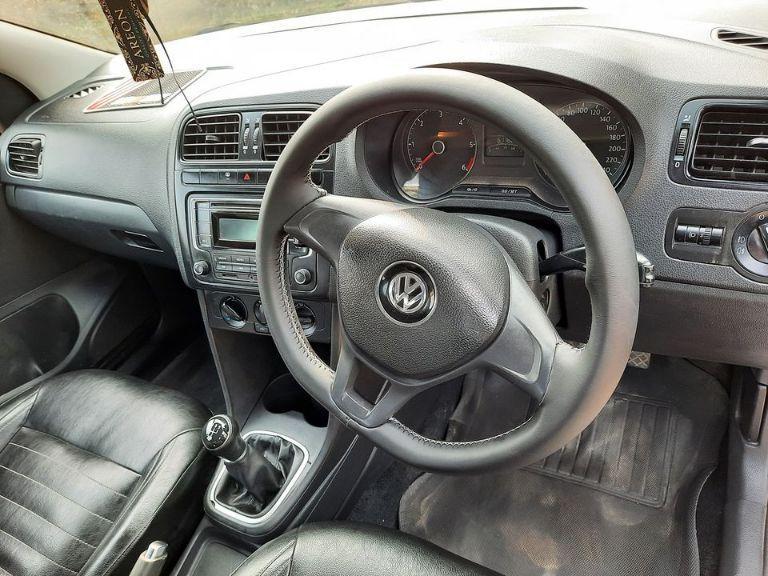 Volkswagen Polo Comfortline 1.5L (D) 2015