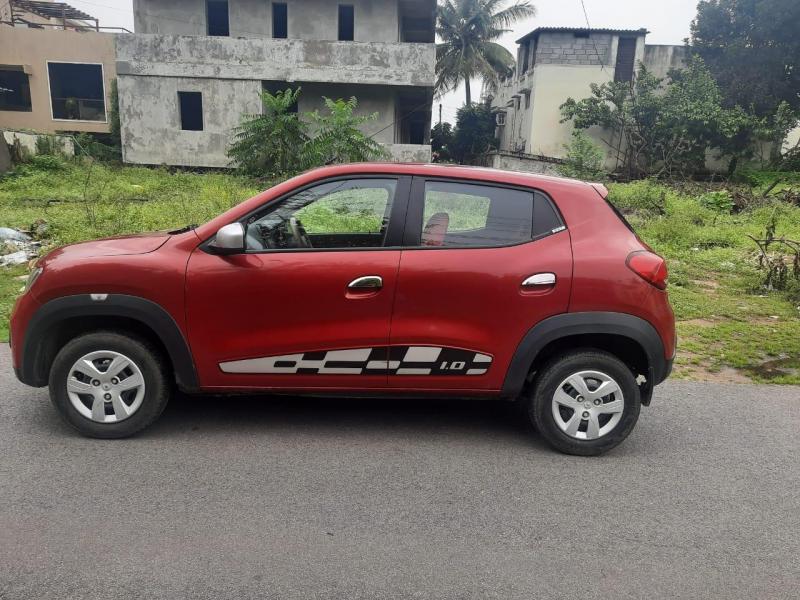 Renault KWID 1.0 RXT 2017