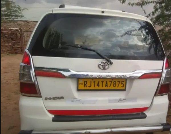 Toyota Innova 2.5 G 8 STR BS IV 2010