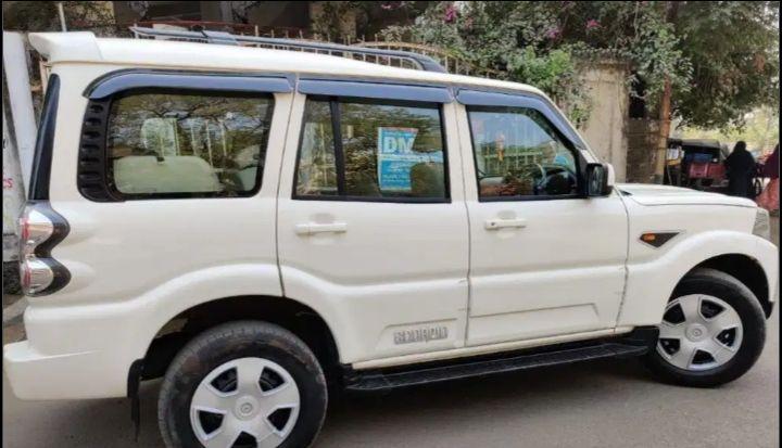 Mahindra Scorpio S6 Plus 2018