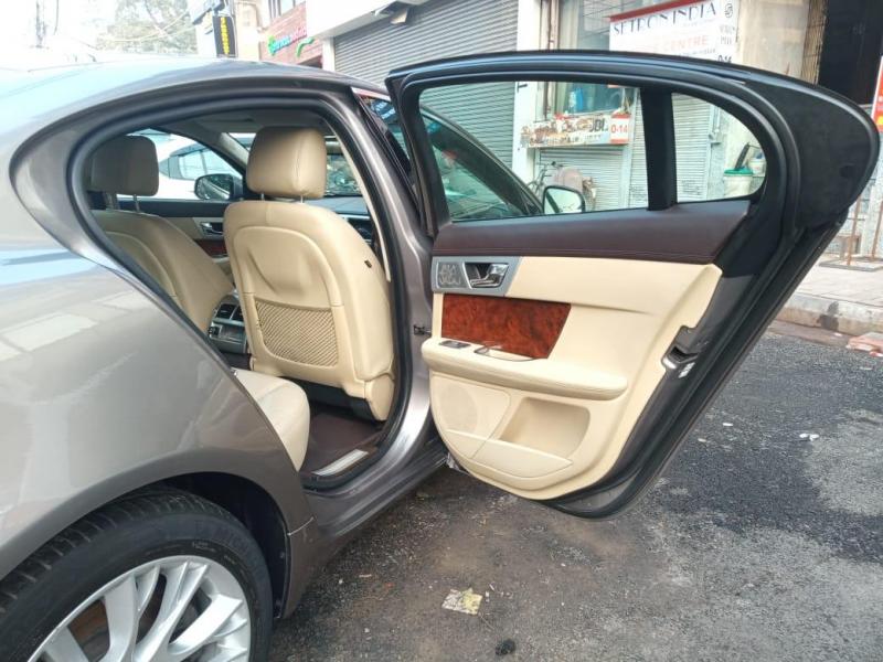 Jaguar XF 3.0 Litre S Premium 2013