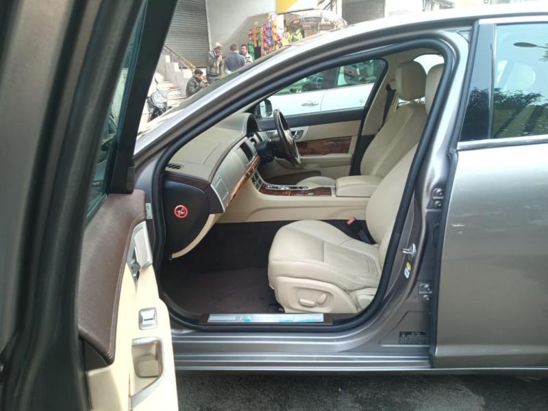 Jaguar XF 3.0 Litre S Premium 2013