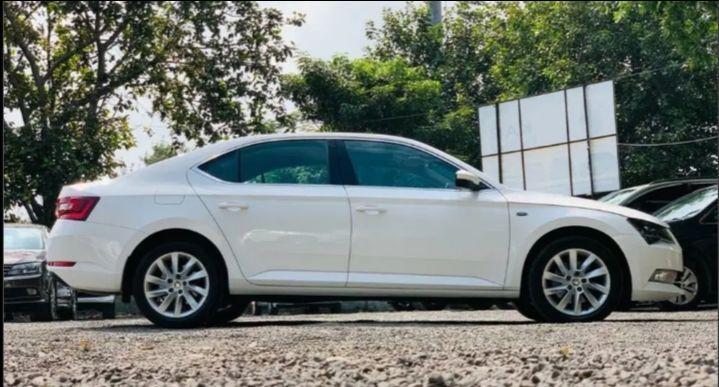 Skoda Superb 2.0 L&K TDI AT 2016