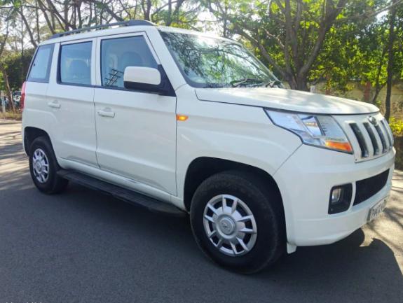 Mahindra TUV300 T6 Plus 2017