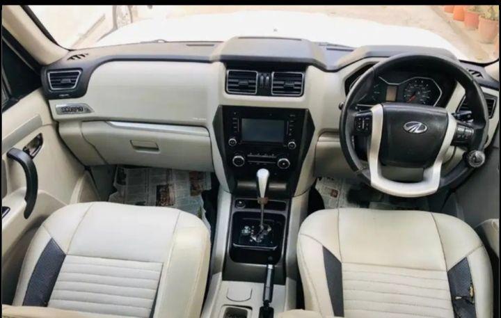 Mahindra Scorpio S10 4WD AT 2016