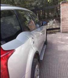 Mahindra XUV500 W6 2012