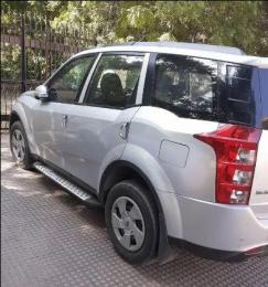 Mahindra XUV500 W6 2012