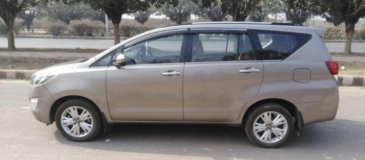 Toyota Innova Crysta 2.4 G Plus 7 STR 2019