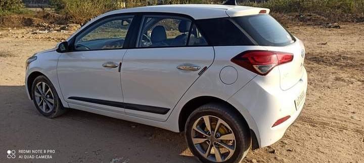 Hyundai i20 Sportz 1.4 CRDi 2015