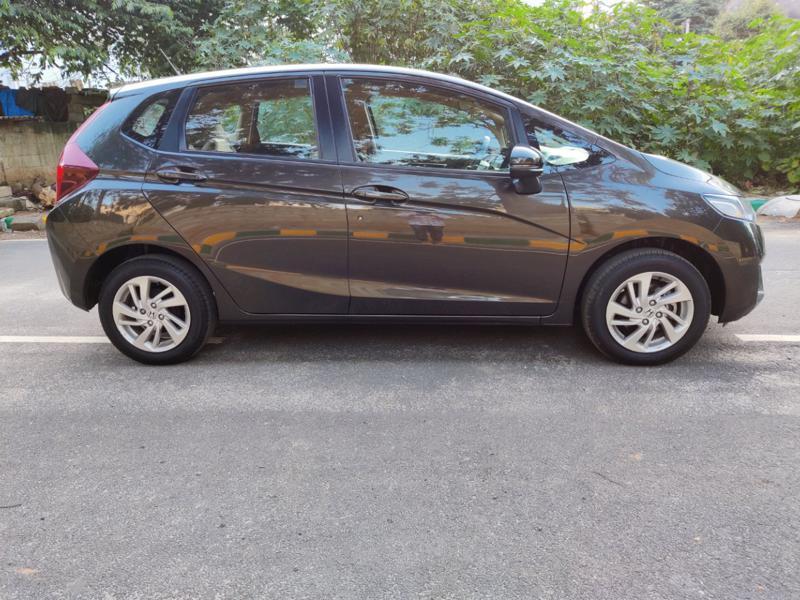 Honda Jazz VX CVT i-VTEC 2020