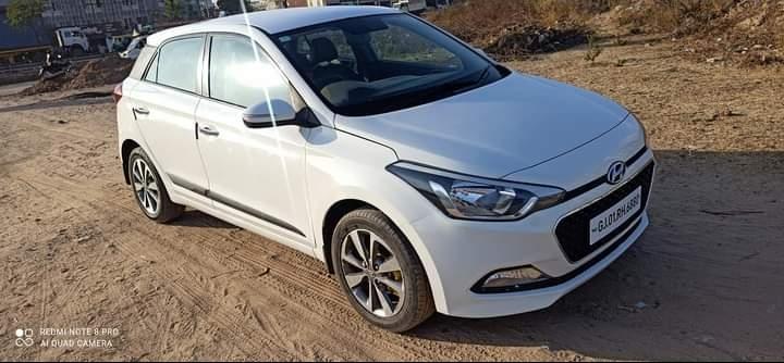 Hyundai i20 Sportz 1.4 CRDi 2015