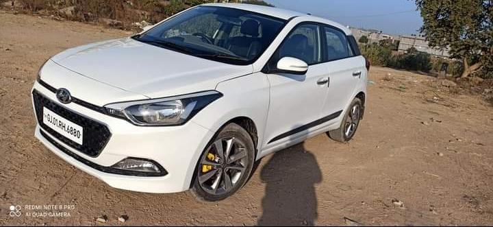 Hyundai i20 Sportz 1.4 CRDi 2015