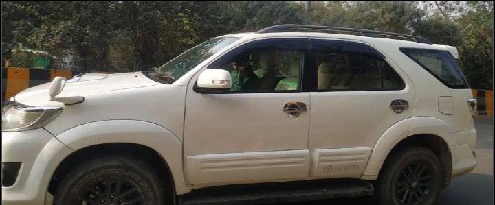 Toyota Fortuner 2.5 4x2 AT TRD Sportivo 2015