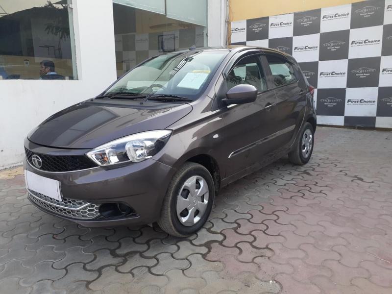 Tata Tiago Revotron XT 2018