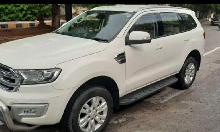 Ford Endeavour Titanium 3.2 4x4 AT 2018