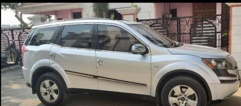 Mahindra XUV500 W6 2012