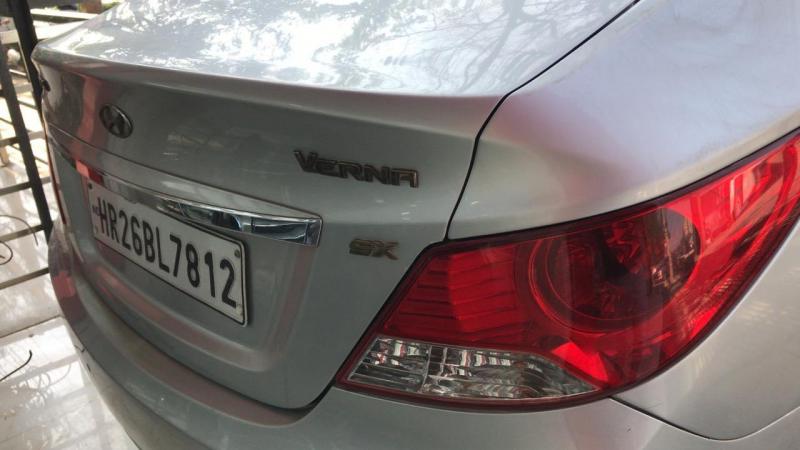 Hyundai Verna 1.4 CRDi 2011